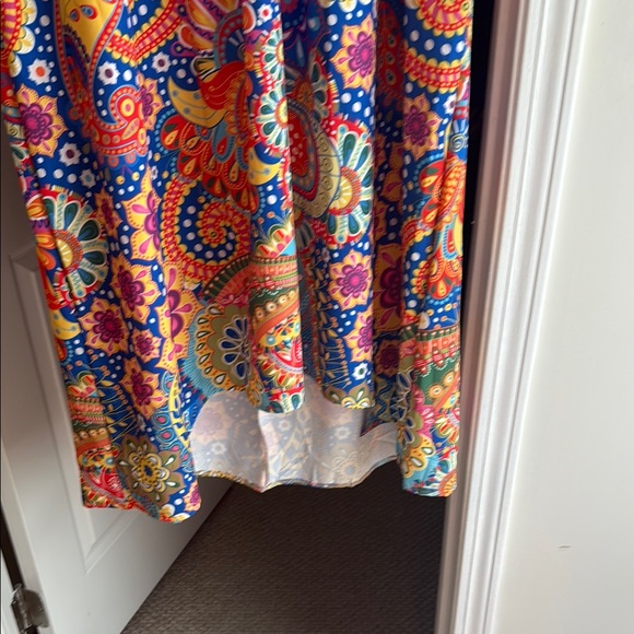 Red and Blue Puff Sleeve V-Neck Maxi Sundress - Picture 3 of 13